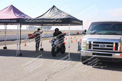 media/Nov-03-2025-Lets Ride (Mon) [[4d74c1c4d3]]/A Group/Grid/